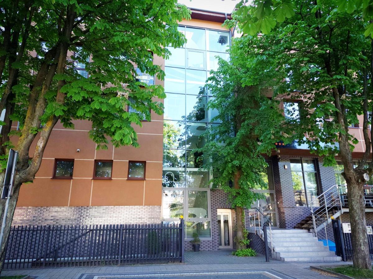 Apartament Planeta Mielno - Centrum, 2 Minuty Od Plazy ! ! ! Екстериор снимка