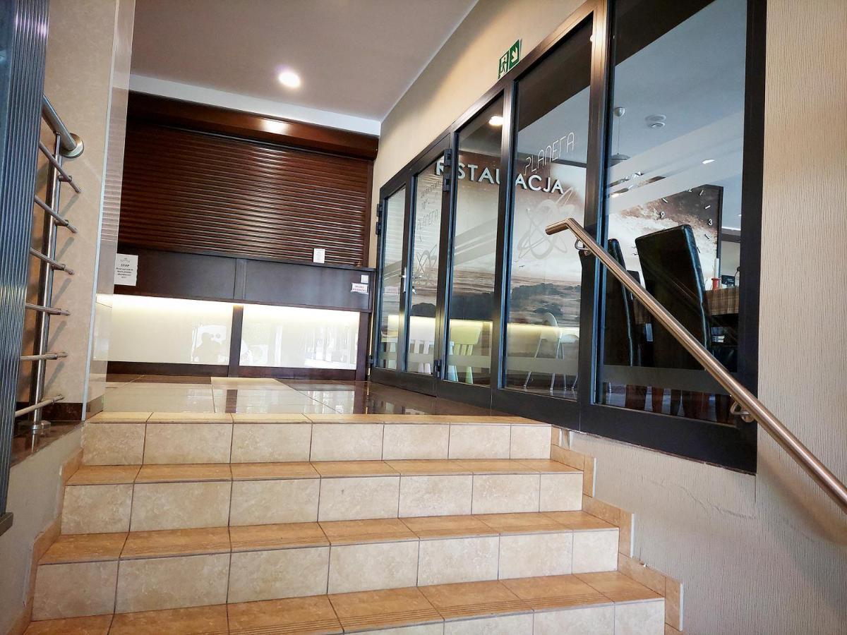 Apartament Planeta Mielno - Centrum, 2 Minuty Od Plazy ! ! ! Екстериор снимка
